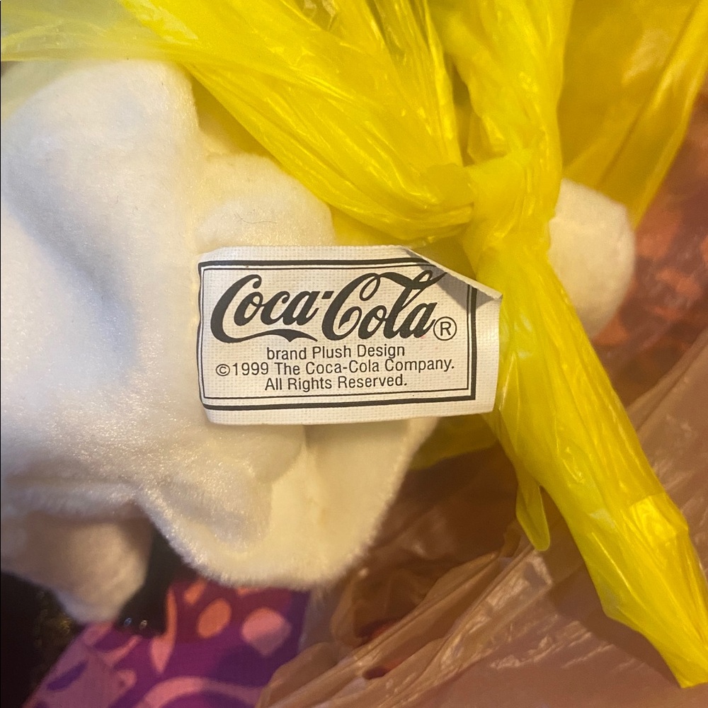 Bundle of (5) Coca Cola Beanies and (2)cap good condition - Picture 14 of 14